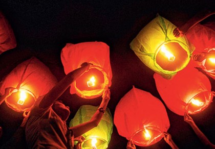 3 Old Dhaka teenagers get burn injuries while flying paper-balloon on 31st night 


