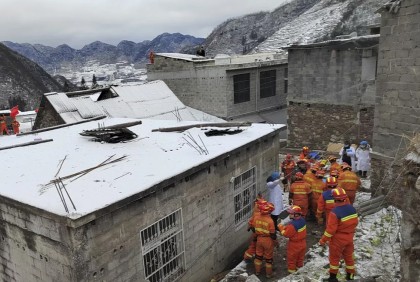 Death toll in China landslide rises to 31 while more remain missing