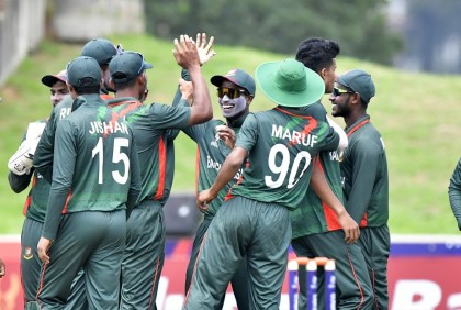 Bowlers give Bangladesh U-19 advantage in key super six clash