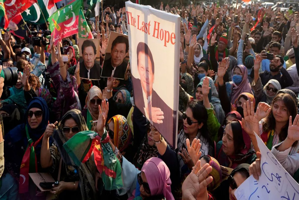 Allies of Imran secure biggest share of seats in Pakistan's final election tally

