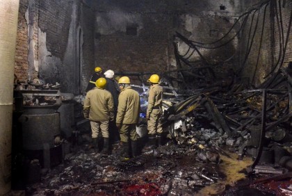 11 dead in massive fire at New Delhi paint factory