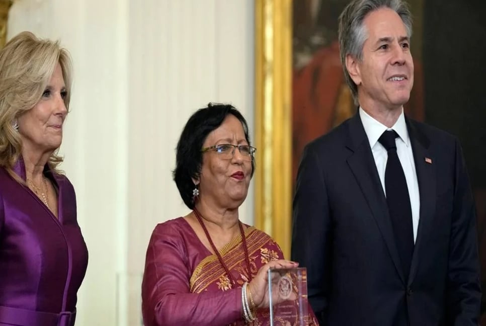 Fawzia Karim honored with International Women of Courage Award of US 