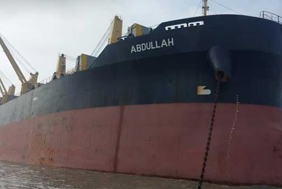 Hijacked vessel MV Abdullah on the move again