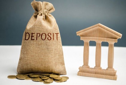 Half of bank deposits belong to millionaires