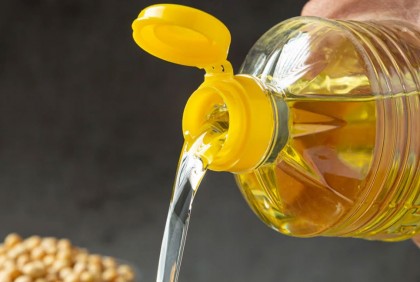 Traders propose raising edible oil prices by Tk 10 per litre as VAT exemption period ends