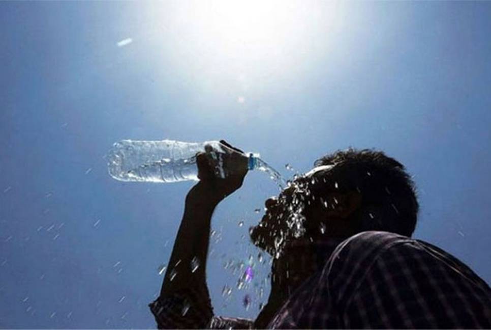 Met office issues second heat alert