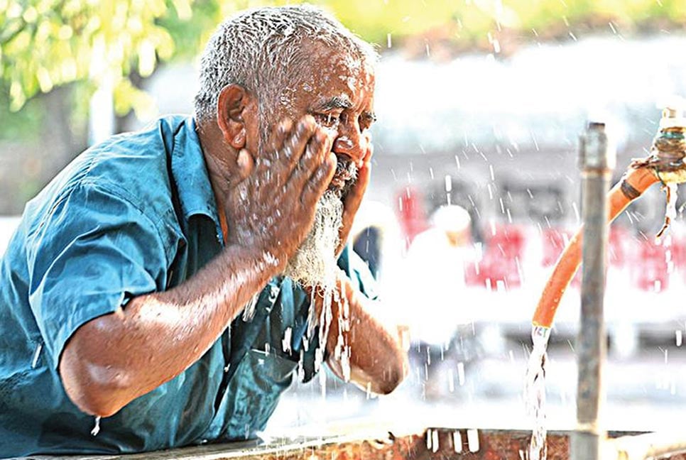 Bangladesh sees prolonged heat wave