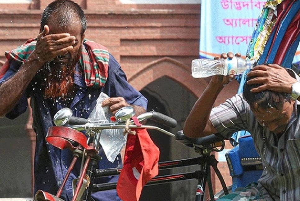 Bangladesh records highest temperature in 52 years: Reaches 43.8°C