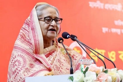 PM asks industry owners to prioritise labourers' welfare relinquishing lavishness