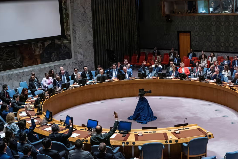 UN Sec. Council votes for US-drafted Gaza ceasefire resolution