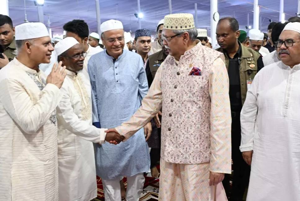 President offers Eid-ul-Azha prayers at National Eidgah