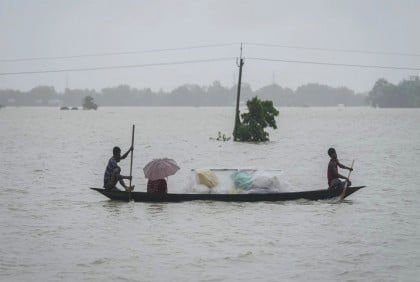 Floods, landslides kill 16 in northeast India 