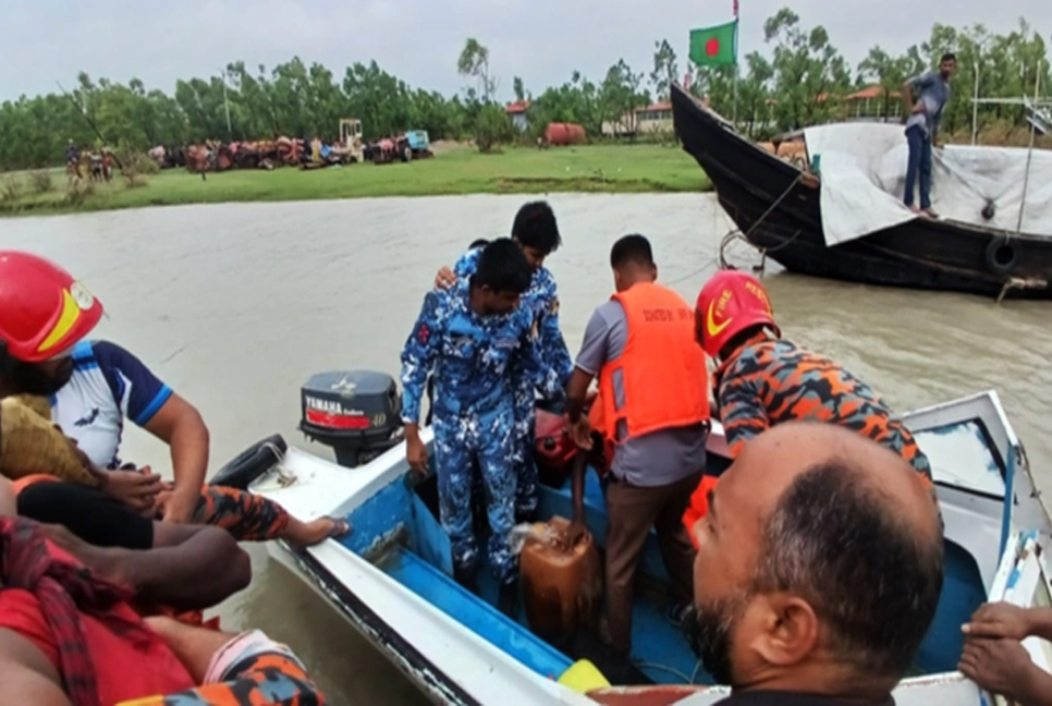 4 Rohnigyas die as boat overturned in Meghna 