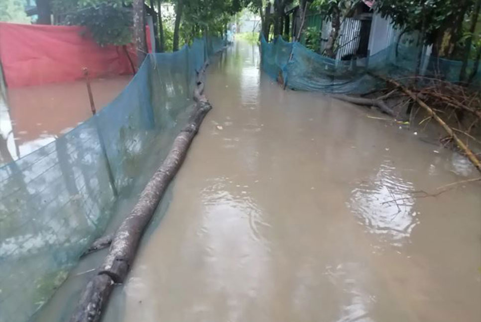 Gumti River rises 70cm above danger level in Cumilla