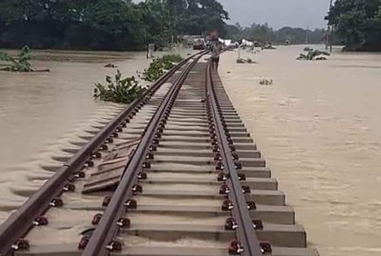 Flood halts road, rail communication on Dhaka-Chattogram route