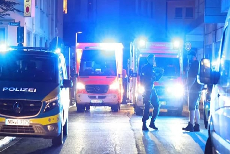 3 dead, 4 wounded in knife attack on German festival