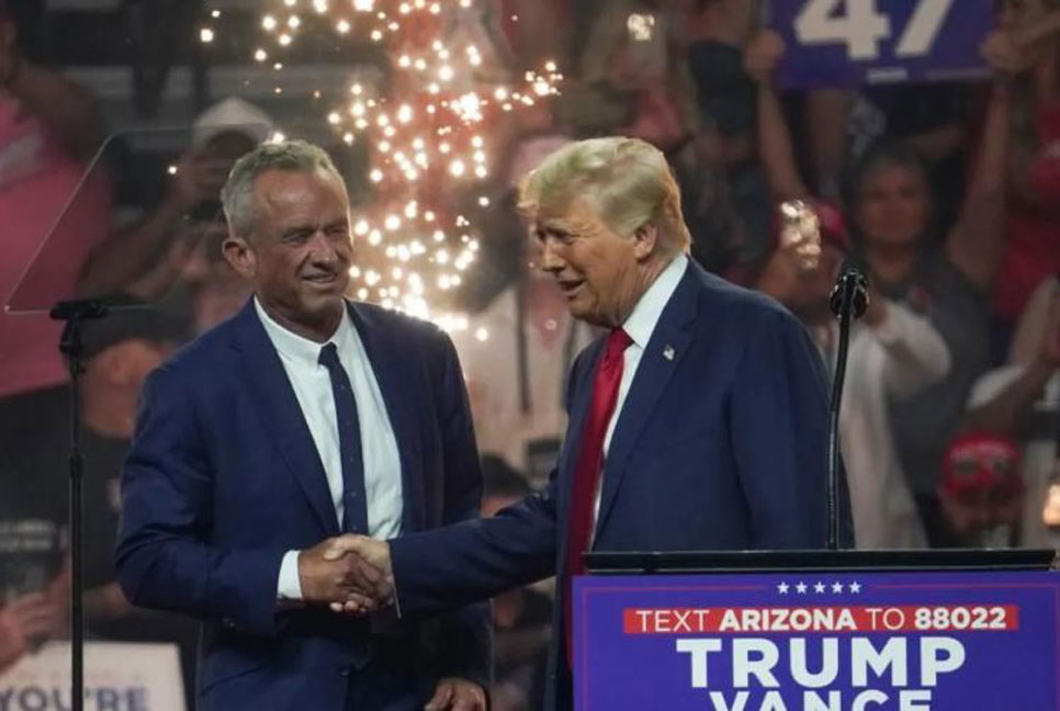 Robert F. Kennedy Jr. halts White House run, backs Trump