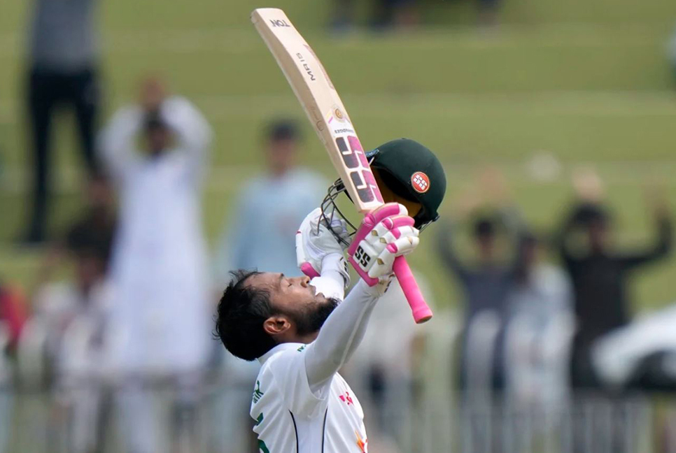 Mushfiqur donates his man of the match prize money to flood victims