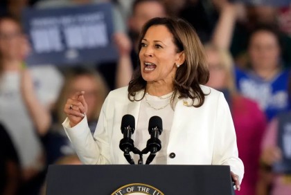 Kamala Harris speech interrupted by Gaza protesters at Georgia rally