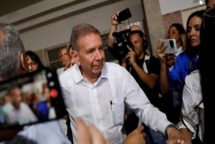 Venezuelan presidential candidate leaves country