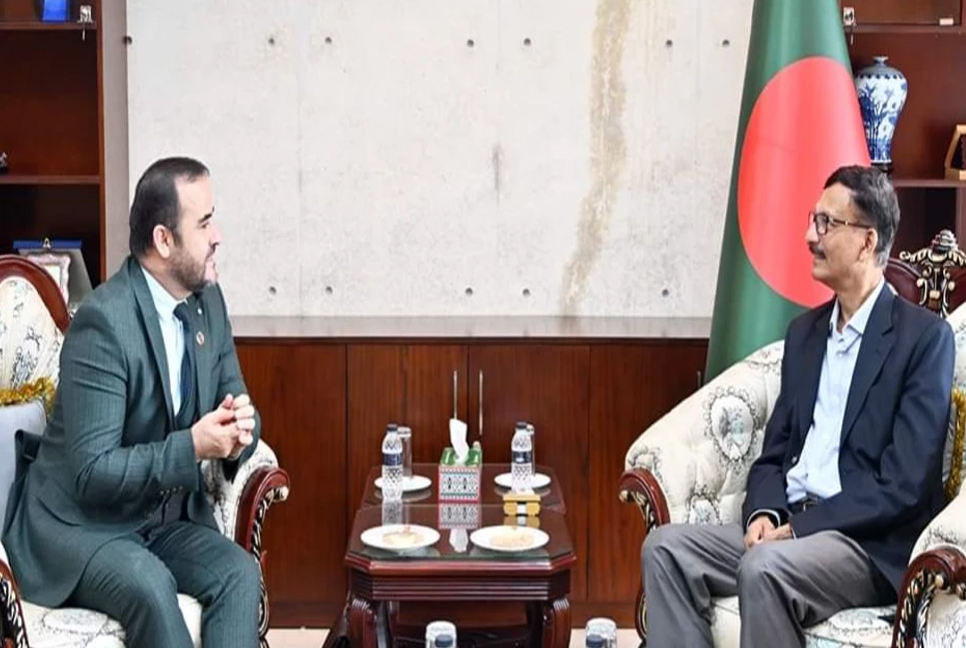 Dhaka stresses on IOM’s role for protecting Bangladeshi migrant workers’ rights 

