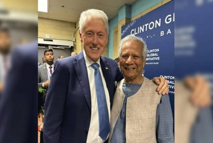 Biden, Clinton rally behind interim leader Muhammad Yunus 