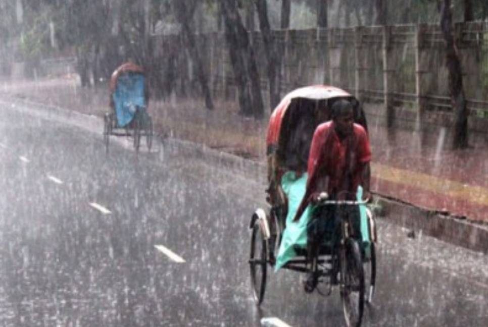 Heavy rainfall across country