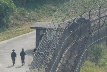 S. Korea military says 'fully ready' as N. Korea orders troops on the border