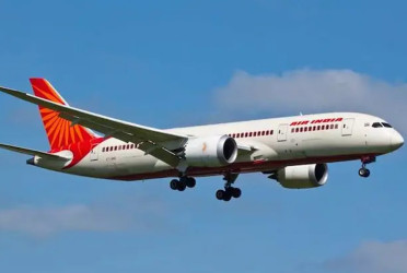 New York-bound Indian flight makes emergency landing in bomb panic