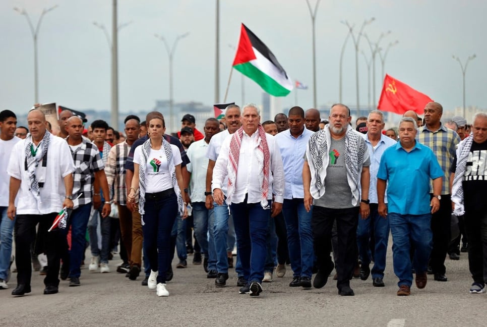 Cuban President Diaz leads pro-Palestinian march