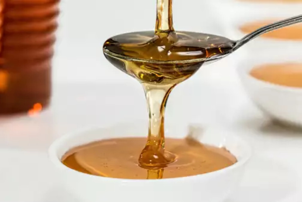 Discover the Benefits of Honey: Nature's Golden Elixir