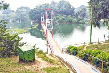 Kaptai's iconic hanging bridge reopens