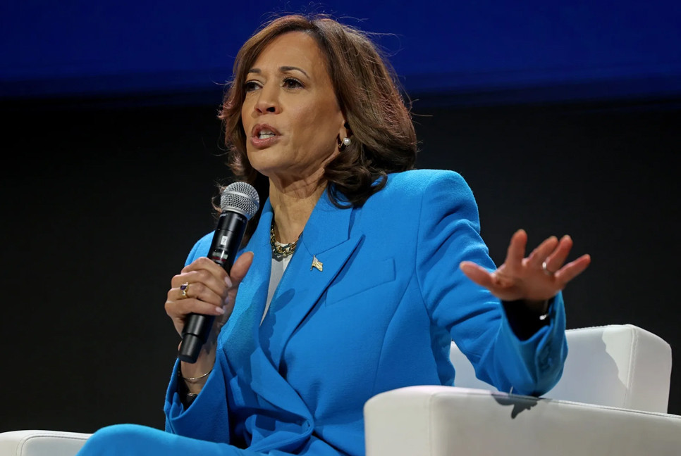 Kamala Harris says she believes Trump is a fascist