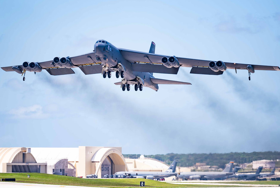 B-52 bombers arrive in Middle East: US