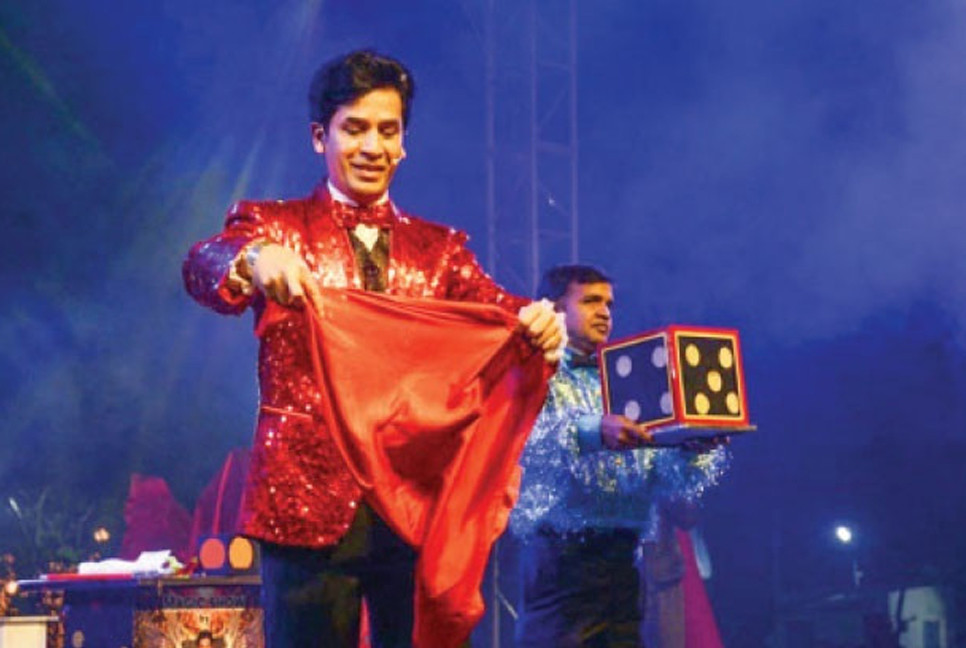 Ali Raj concludes global magic tour across six countries