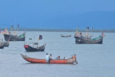 Arakan Army abducts 20 Bangladeshi fishermen