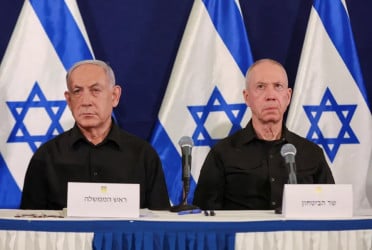 Netanyahu dismisses defense minister in surprise announcement