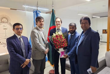 IEBA delegation meets Argentine Ambassador