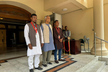 Shaheed Abu Sayed's brothers meet Prof Yunus