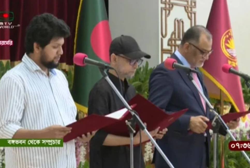 Three more advisers take oath