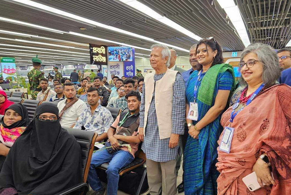 CA opens ‘Probashi Lounge’ for migrants at HSIA