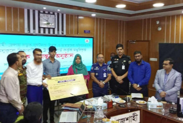 Seven road accident victims get financial support in Rajshahi