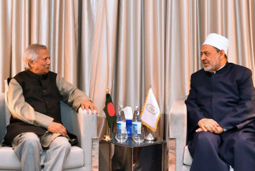 Grand Imam of Al-Azhar commends Prof. Yunus's leadership