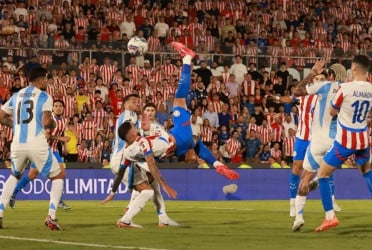 Paraguay stun Argentina in FIFA World Cup Qualifiers beating 2-1