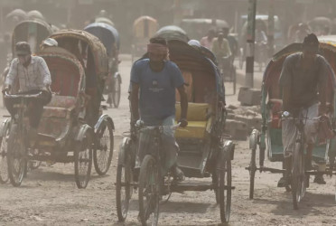 Dhaka’s air quality turns ‘very unhealthy’ this morning