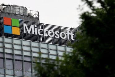 FTC investigates Microsoft for anticompetitive practices targeting government contracts