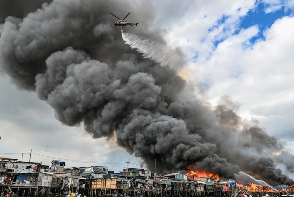 Inferno in Manila slum area leaves thousands homeless