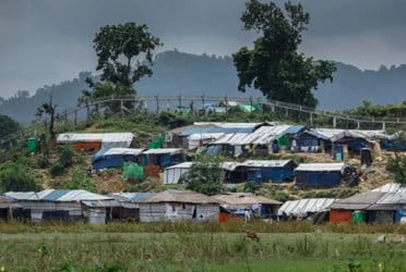 Myanmar explosions shake homes across Bangladesh border