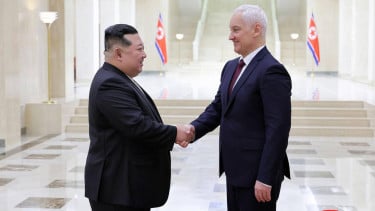 Kim and Russian minister agree to strengthen military relations