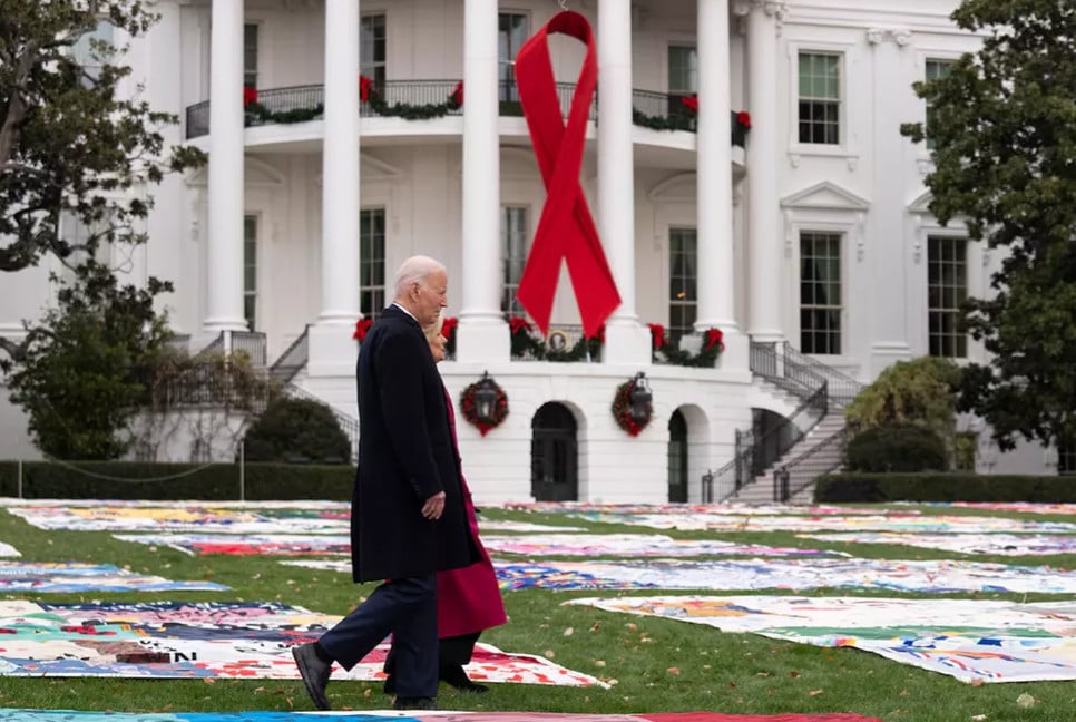 Biden hosts AIDS memorial quilt at White House for 'World AIDS Day'